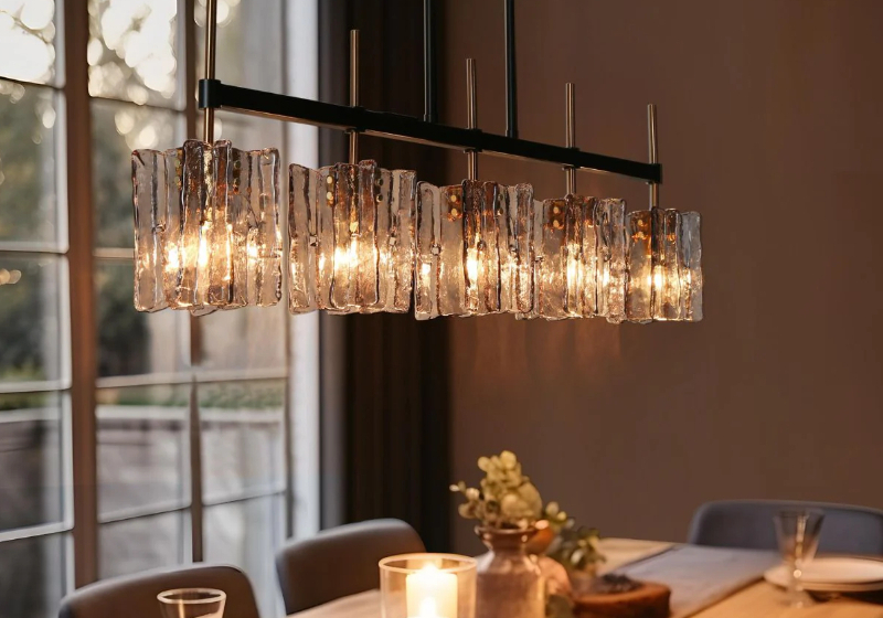 Contract pendant lights for restaurant dining rooms and hotel bar areas — European hospitality lighting Florida