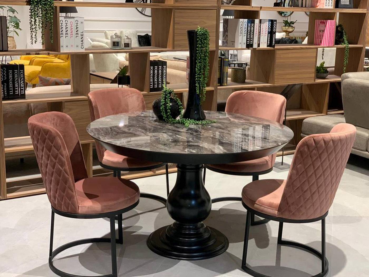 Cagla Dining Table