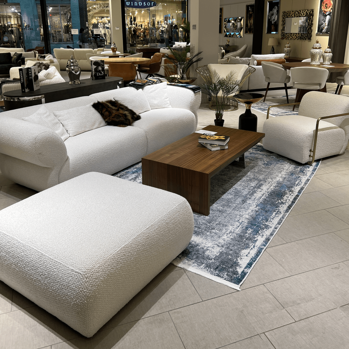 Explore Modern Furniture & Home Decor in Tampa