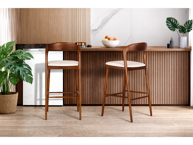 Solid wood contract bar stools for cafes and hotel breakfast bars — European commercial seating Florida