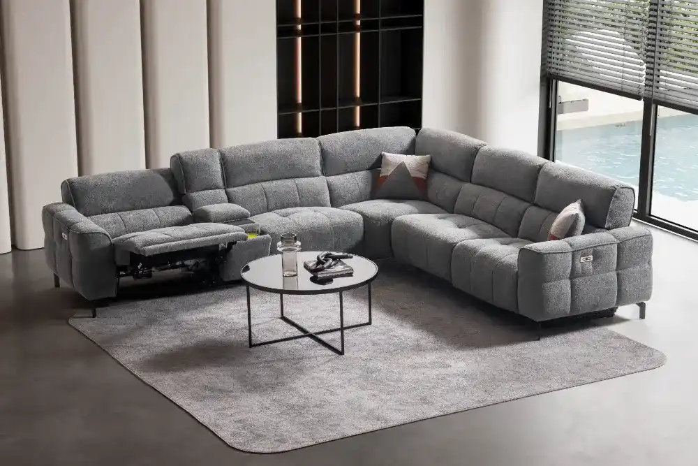 Customizable Reclining Sofas for Any Space in Tampa