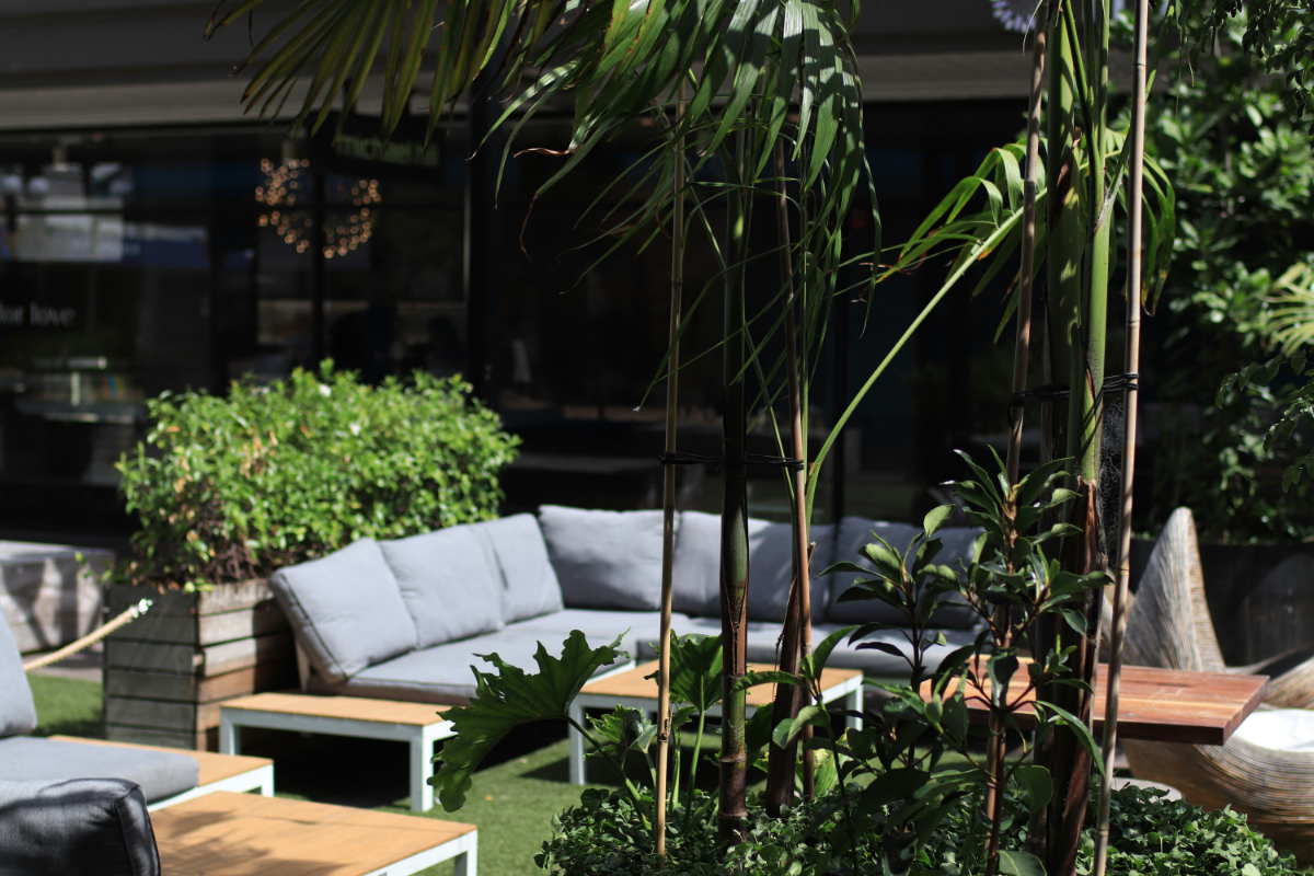 European contract outdoor furniture Tampa Florida -- hotels and resorts